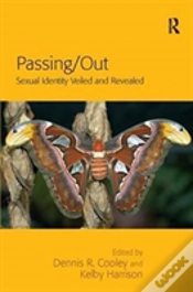 Capa do artigo Passing/Out