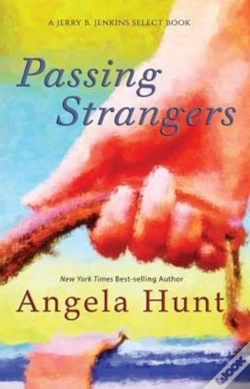 Capa do artigo Passing Strangers