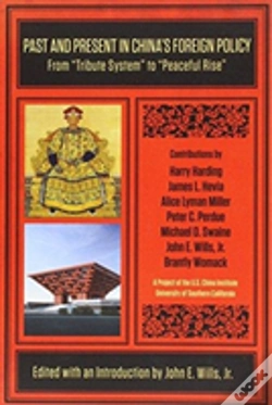 Capa do artigo Past And Present In China S Foreign Poli