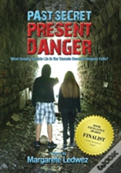 Capa do artigo Past Secret Present Danger