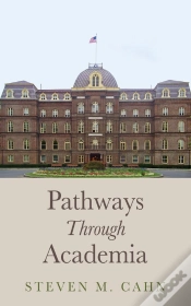 Capa do artigo Pathways Through Academia