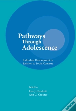 Capa do artigo Pathways Through Adolescence
