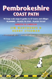 Capa do artigo Pembrokeshire Coast Path Trailblazer Walking Guide