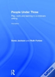 Capa do artigo People Under Three