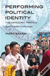 Capa do artigo Performing Political Identity