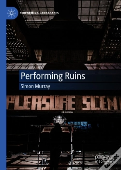 Capa do artigo Performing Ruins