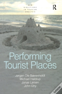 Capa do artigo Performing Tourist Places