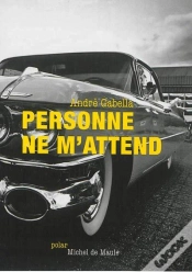 Capa do artigo Personne ne m