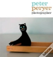 Capa do artigo Peter Peryer, Photographer