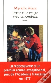 Petite Fille Rouge Avec Un Couteau