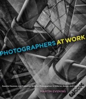 Capa do artigo Photographers At Work