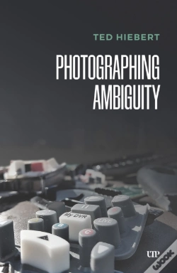 Capa do artigo Photographing Ambiguity