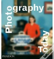Capa do artigo Photography Today