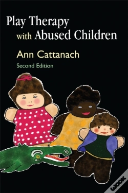 Capa do artigo Play Therapy With Abused Children