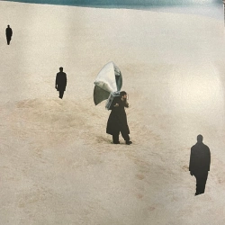 Capa do artigo Playing Robots Into Heaven - Vinil