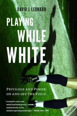 Capa do artigo Playing While White