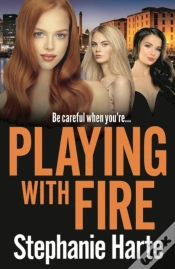 Capa do artigo Playing With Fire