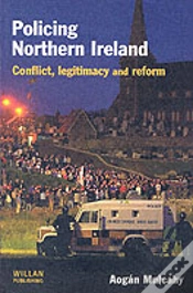 Capa do artigo Policing Northern Ireland