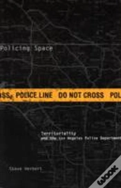 Capa do artigo Policing Space