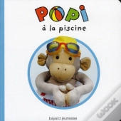 Popi À La Piscine
