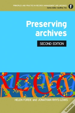 Capa do artigo Preserving Archives