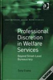 Capa do artigo Professional Discretion In Welfare Services