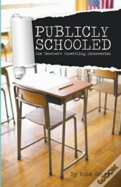 Capa do artigo Publicly Schooled