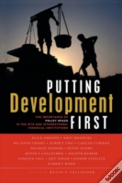 Capa do artigo Putting Development First