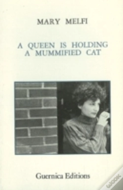 Capa do artigo Queen Is Holding A Mummified Cat