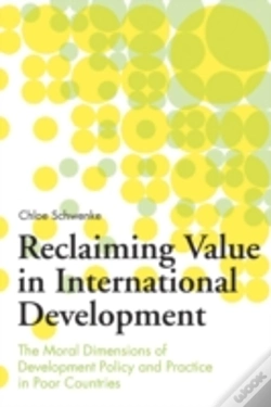Capa do artigo Reclaiming Value In International Development