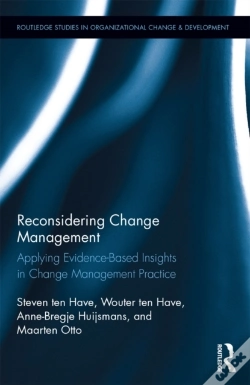 Capa do artigo Reconsidering Change Management