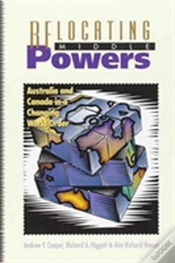 Capa do artigo Relocating Middle Powers