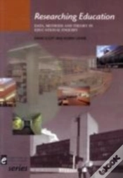 Capa do artigo Researching Education