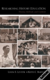 Capa do artigo Researching History Education