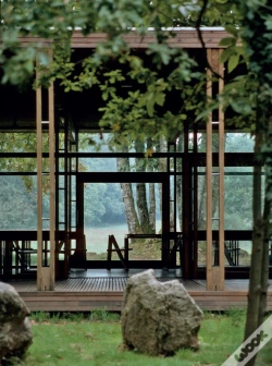 Capa do artigo Roland Schweitzer Un Parcours D'Architecte ; An Architect'S Path