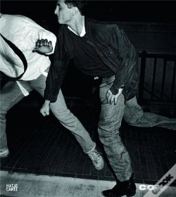 Capa do artigo Ron Galella Paparazzo Extraordinaire /Anglais/Allemand