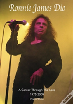Capa do artigo Ronnie James Dio - A Career Through The Lens 1975-2009