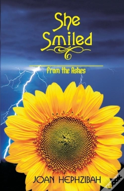 Capa do artigo S She Smiled