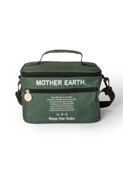 Capa do artigo Mother Earth Cycle Snack Bag