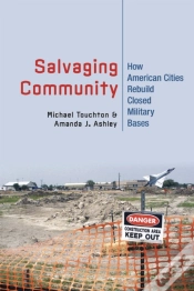 Capa do artigo Salvaging Community