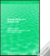 Capa do artigo Saving Water In A Desert City