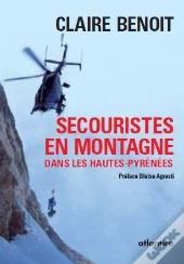 Secouristes En Montagne Dans Les Hautes-Pyrénées