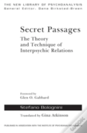 Capa do artigo Secret Passages
