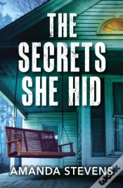 Capa do artigo Secrets She Hid