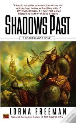 Capa do artigo Shadows Past