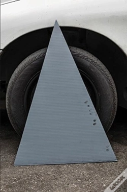 Capa do artigo Shannon Ebner: Auto Body Collision