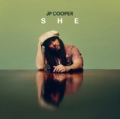 Capa do artigo She - CD