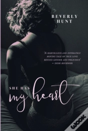 Capa do artigo She Has My Heart