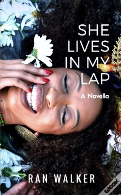 Capa do artigo She Lives In My Lap
