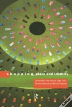 Capa do artigo Shopping, Place And Identity